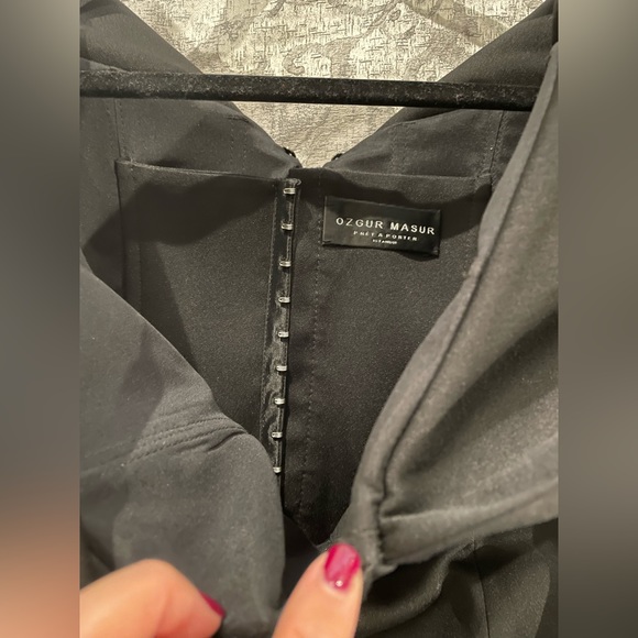 Ozgur Masur Off the Shoulder Gown Size 38 (6) Black - Picture 10 of 13